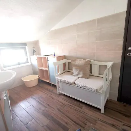 Апартаменты Spacious In Пула