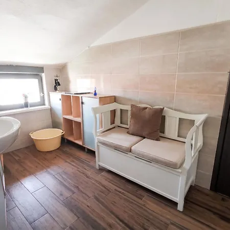 Spacious In Πούλα